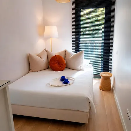 Barcelona Mediterranean Apartments-2