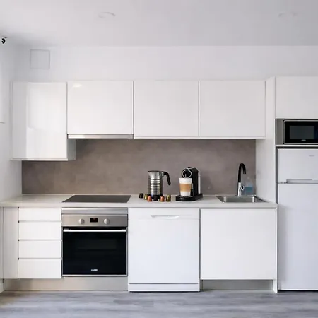 Barcelona Mediterranean Apartments-3